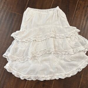 Da-Nang Y2K White Embroidered Tiered Skirt | Kids Size Medium